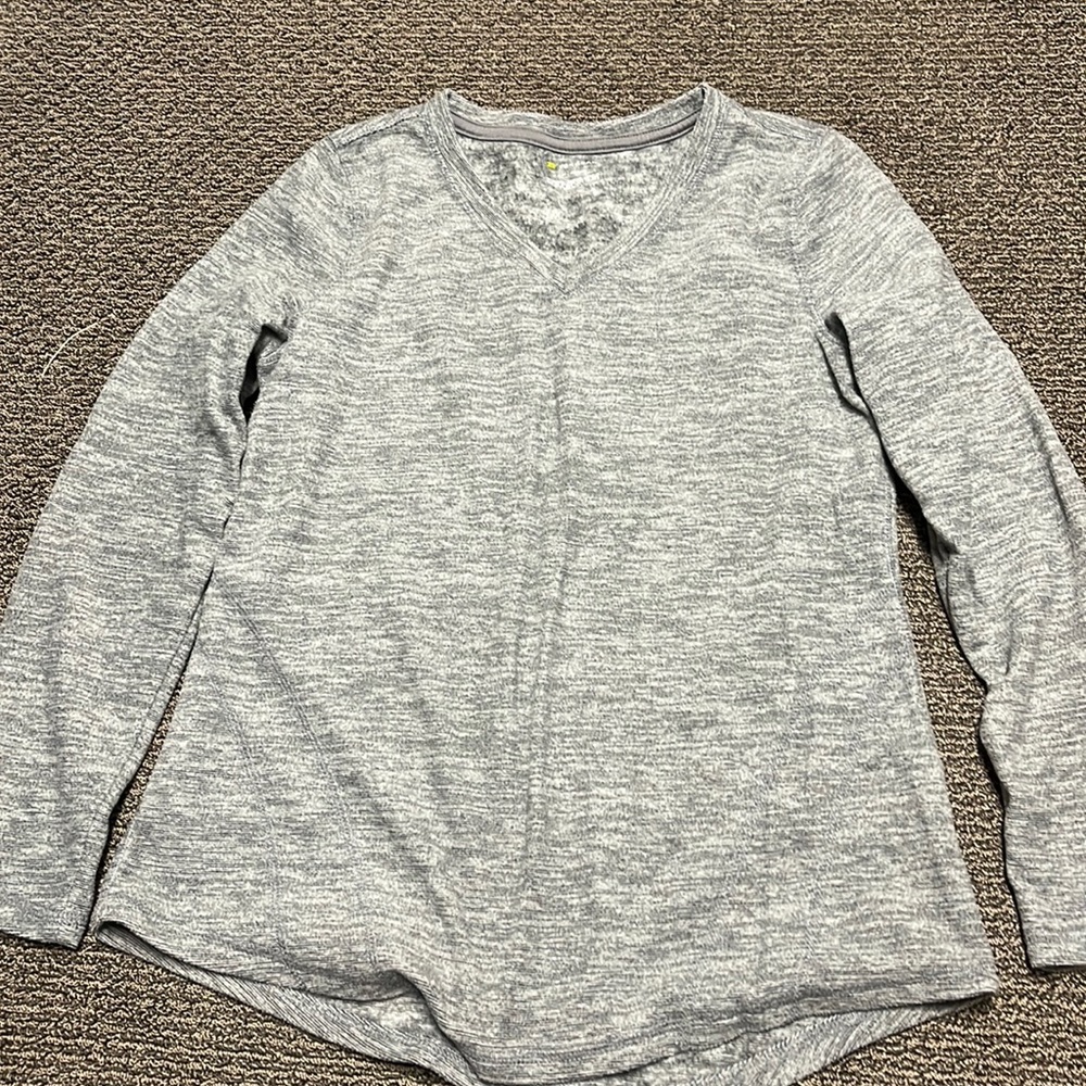 Athletic pullover